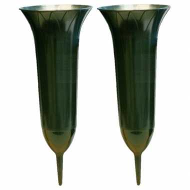 2x groene kunststof grafvazen 31 cm